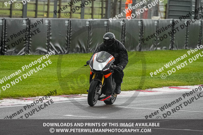 donington no limits trackday;donington park photographs;donington trackday photographs;estoril;event digital images;motorbikes;no limits;no limits trackdays;peter wileman photography;portugal;trackday;trackday digital images;trackday photos